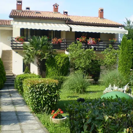 Apartments For Families With Children Blaskovici, Central Istria - Sredisnja Istra - 12398 Krsan