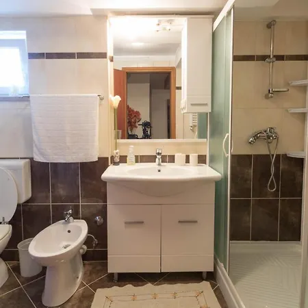 Apartments For Families With Children Blaskovici, Central Istria - Sredisnja Istra - 12398 *